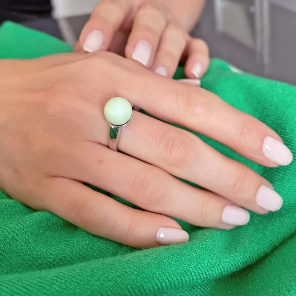 Stříbrný prsten se Swarovski perlou pastelově zelený 35022.3 pastel green