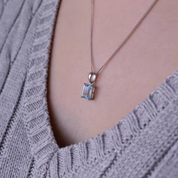 Stříbrný náhrdelník s pravým minerálním kamenem modrý 12092.3 sky topaz