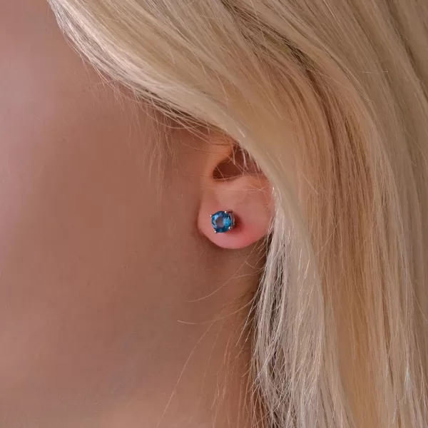 Stříbrné náušnice pecky s pravými minerálními kameny modré 11484.3 london topaz