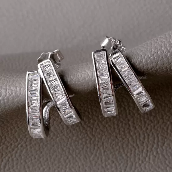 Stříbrné náušnice se zirkony 11772.1