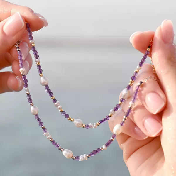 Pozlacený náramek s perlami a ametysty 13113.3