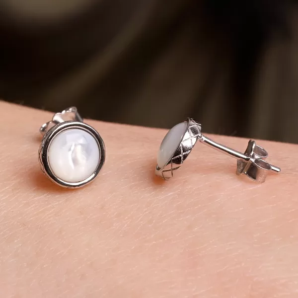 Stříbrné náušnice perleťová kolečka 11798.1