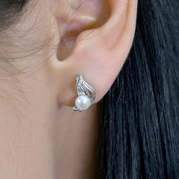 Stříbrné náušnice s říční perličkou 21121.1