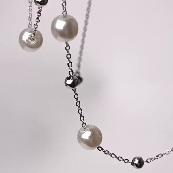 Stříbrný náhrdelník s shell perličkami 12184.1