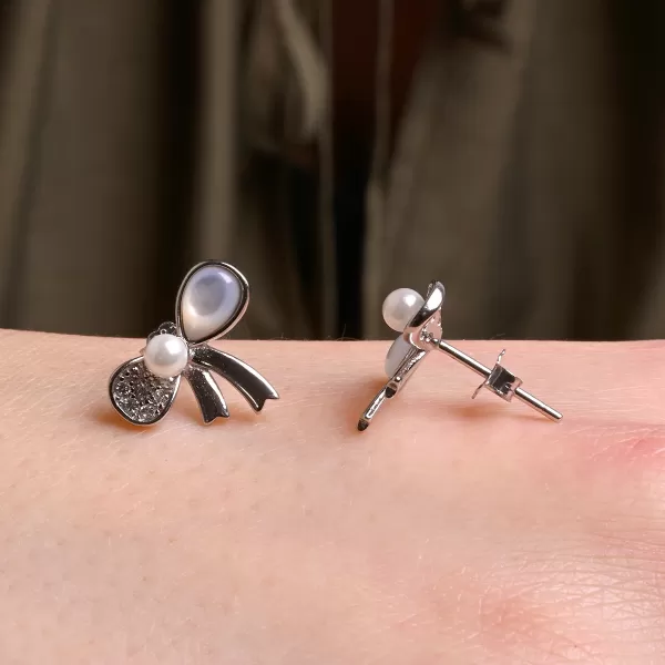 Stříbrné náušnice mašličky 11802.1