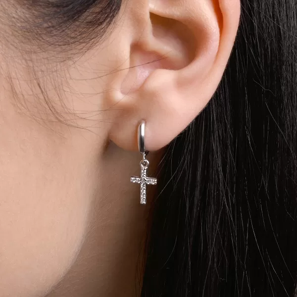 Stříbrné kroužky se zavěšeným křížkem 11778.1