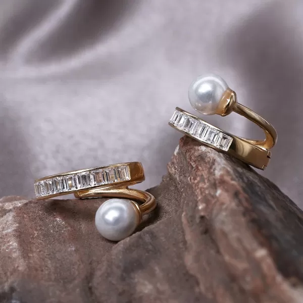 Pozlacené kroužky s perličkou a zirkony 11808.1