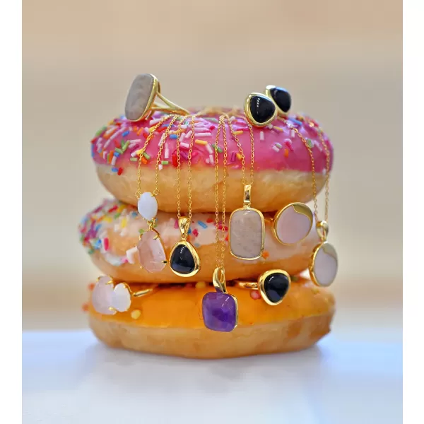 Pozlacený prsten pravý růženín a blue chalcedon 15025.3