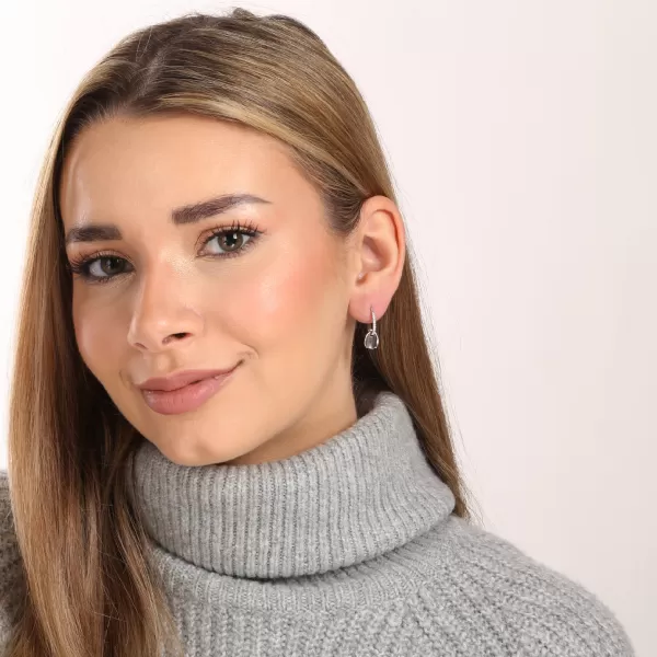 Stříbrné náušnice se zavěšenou placičkou 11722.1