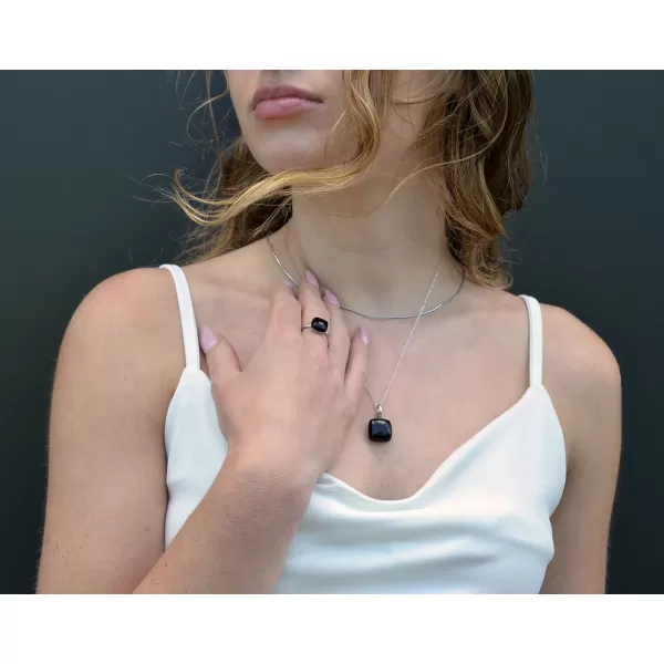 Stříbrný náhrdelník s pravým onyxem 12169.3