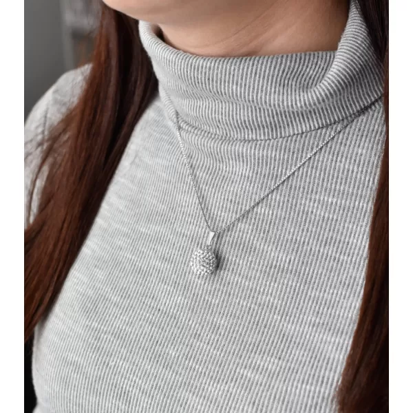 Stříbrný přívěsek s krystaly Swarovski bílý kulatý 34080.1