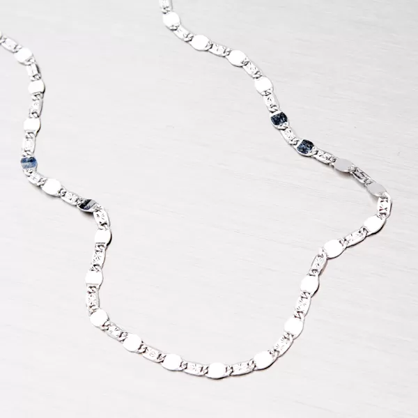 Řetízek s gravírovanými facetami 45-1238