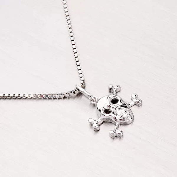 Stříbrný přívěsek lebka MPN6089T2