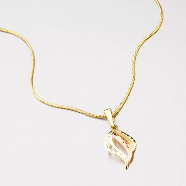 Zlatý přívěsek s ručním rytím 53P-006