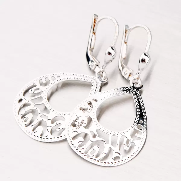 Gravírované náušnice z bílého zlata 12-183