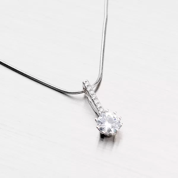 Stříbrný přívěsek se zirkony P1500378-1905-SLX