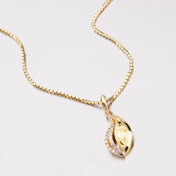 Zlatý přívěšek se zirkony 53P-3116