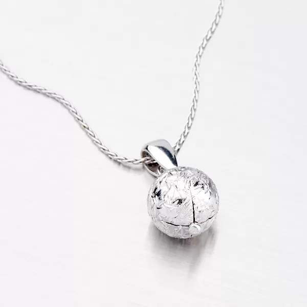 Stříbrný přívěsek - kulička 12mm PN9102D12