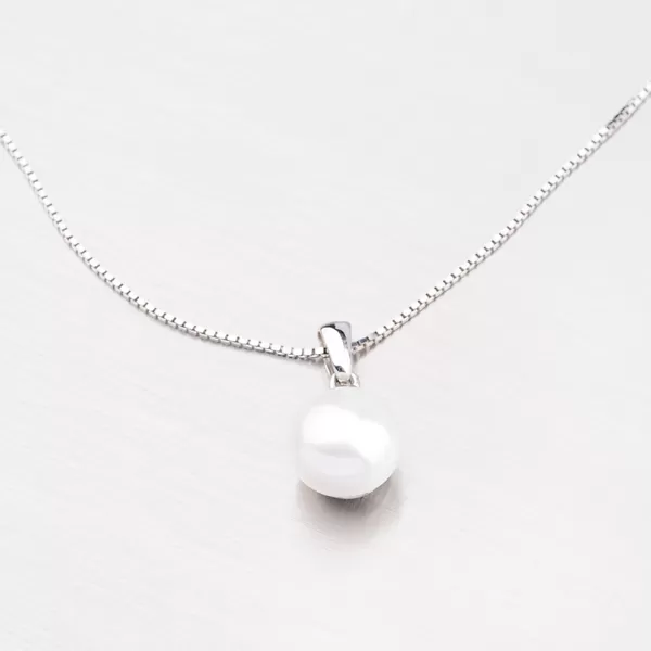 Zlatý přívěsek s perlou 43-21430