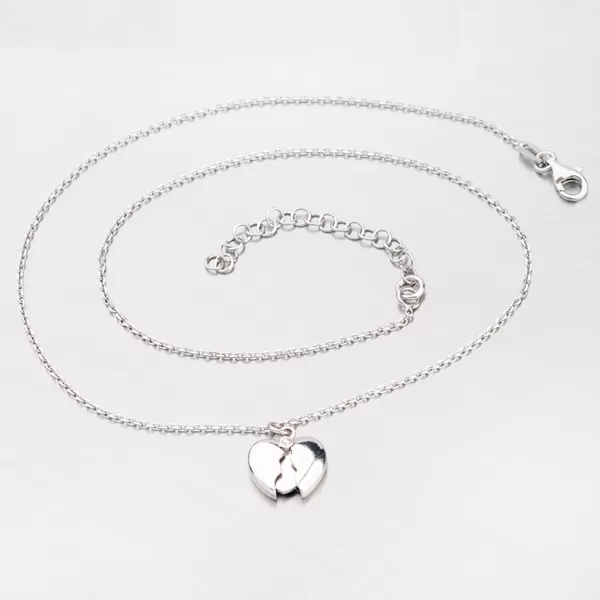 Stříbrný náhrdelník se srdíčkem XKXC-5003