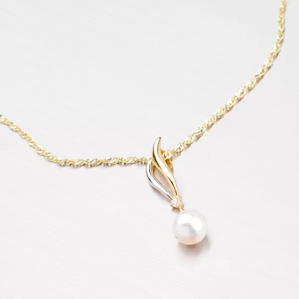 Nádherný přívěsek ze zlata s perlou 43-21414