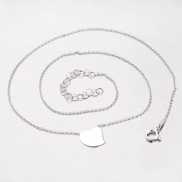 Krásný náhrdelník se srdíčkem MCL8453C