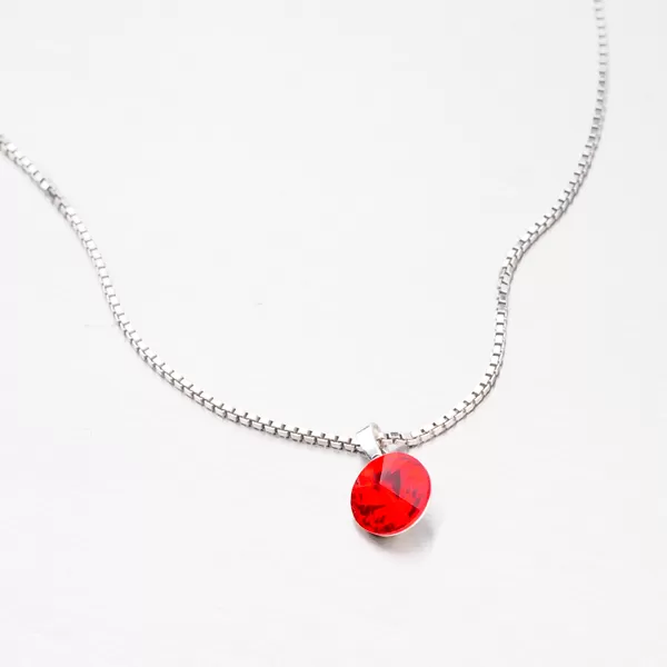 Přívěsek s červeným krystalem D118ORT-JK