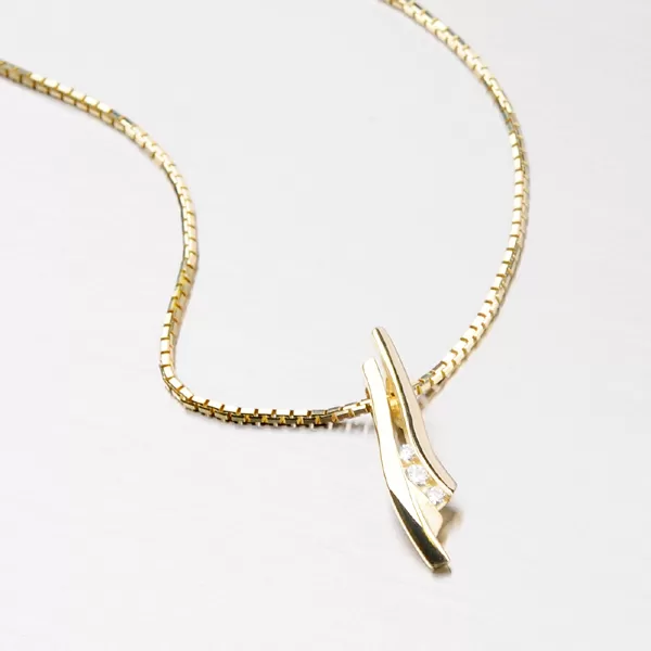 Přívěsek ze žlutého zlata DZ1754ZL