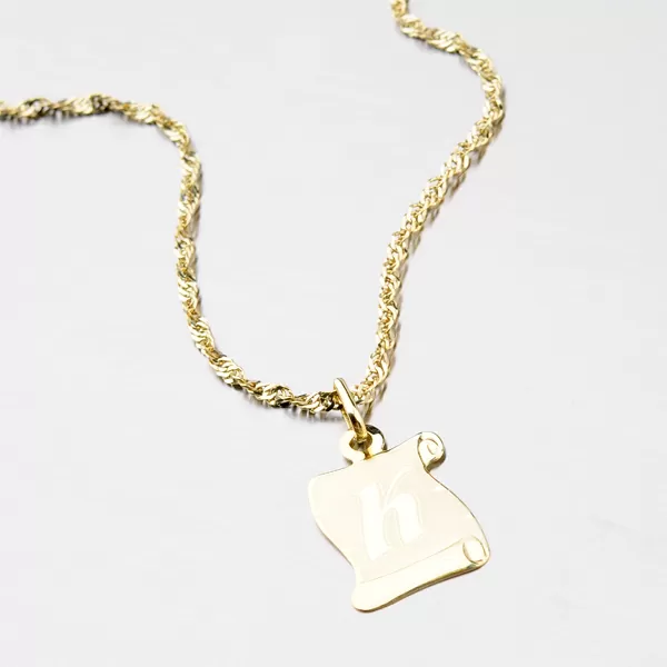 Přívěsek žluté zlato 585 pergamen s písmenkem K 43-2065-K