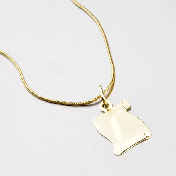 Přívěsek žluté zlato 585 pergamen s písmenkem F 43-2065-F