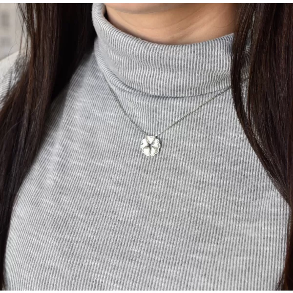 Stříbrný přívěsek s krystaly Swarovski bílé srdce 34234.1