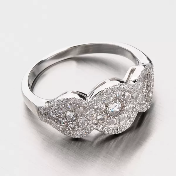 Stříbrný prsten se zirkony RXX04180324