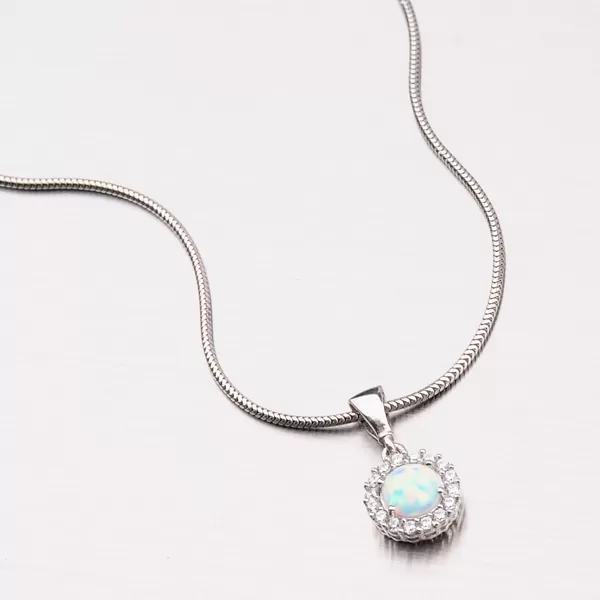 Přívěsek s opálem z bílého zlata 13-235