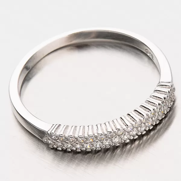 Stříbrný prsten se zirkony RXX04170290