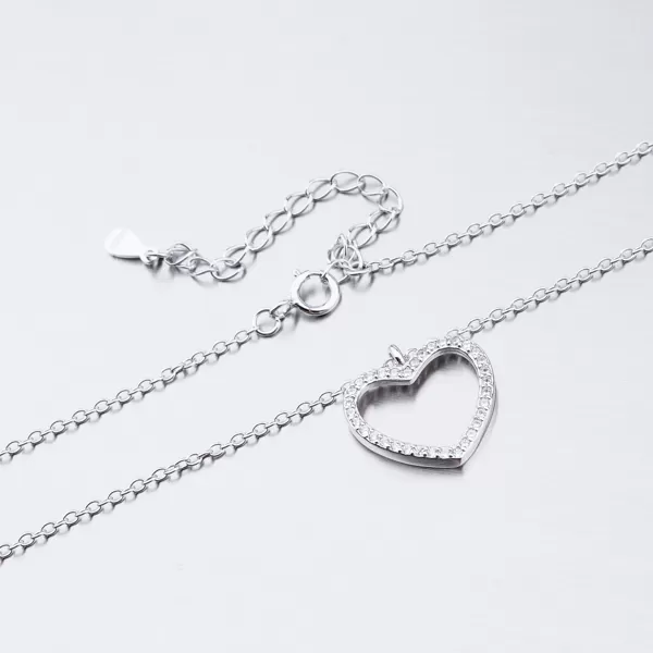 Stříbrný náhrdelník se zirkony SST-15886