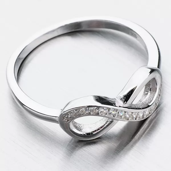 Stříbrný prsten se zirkony GST-11312