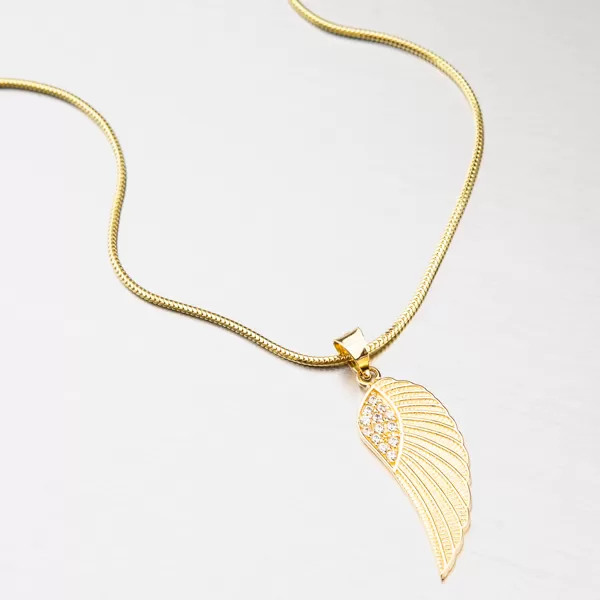 Zlatý přívěsek - andělské křídlo 43-21643