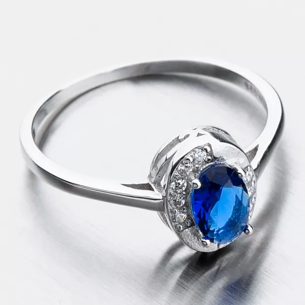 Stříbrný prsten se zirkony GST-11251