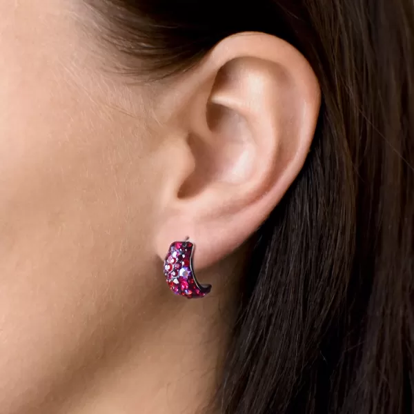 Stříbrné náušnice visací s krystaly Swarovski červené půlkruh 31164.3 cherry