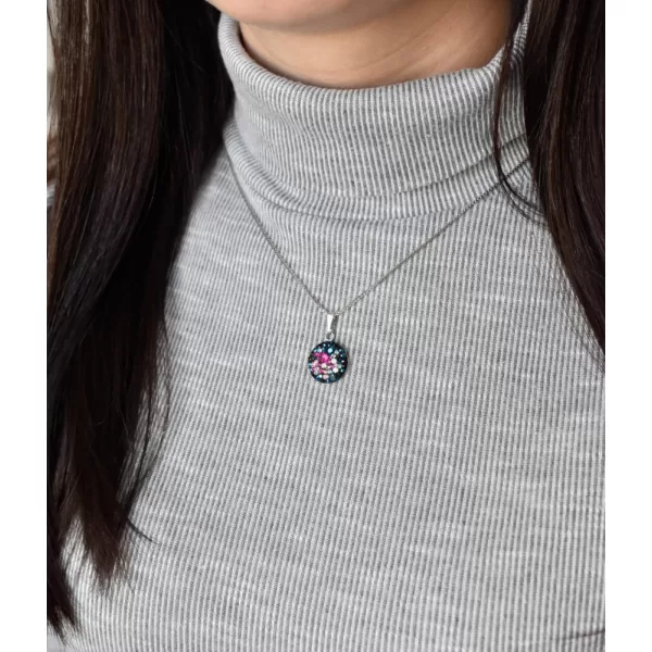 Stříbrný přívěsek s krystaly Swarovski mix barev kulatý 34225.3 galaxy