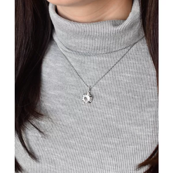 Stříbrný přívěsek s krystalem Swarovski bílá kytička 34230.1