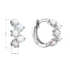 Stříbrné náušnice kruhy se syntetickými opály bílé 11339.1