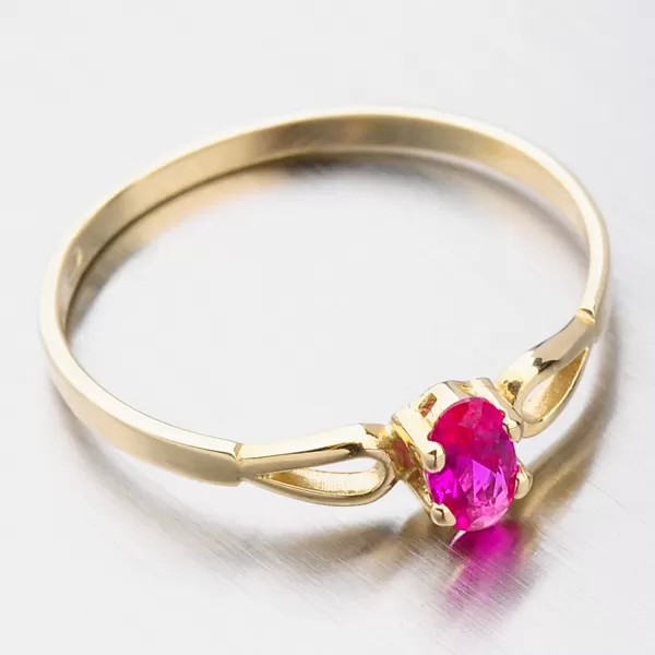 Dámský prsten žluté zlato 585 zirkon oválným rubín 681P-110046