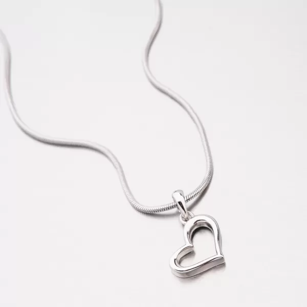 Stříbrný přívěsek srdce PKL-3062