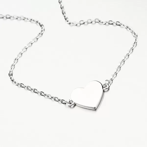 Stříbrný náramek se srdcem s možností rytiny BST-14674/21