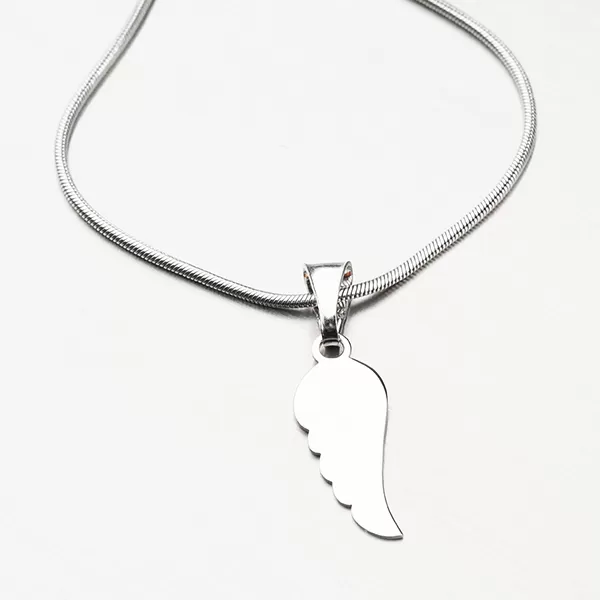 Stříbrný přívěsek andělské křídlo P1403810-1507-SLX