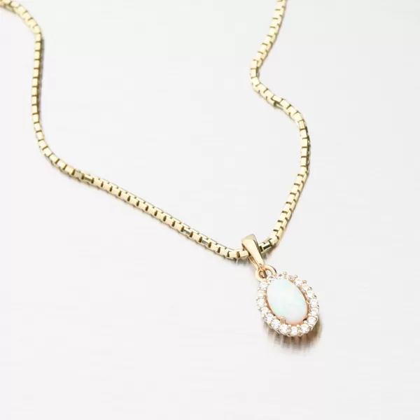 Zlatý přívěsek s bílým opálem a se zirkony 613G-024