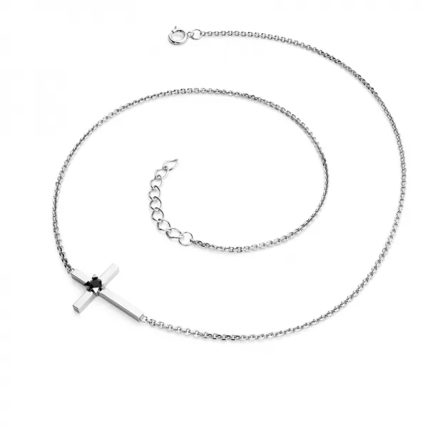 Náhrdelník s křížkem s černým diamantem 10872-NH01-B-Black