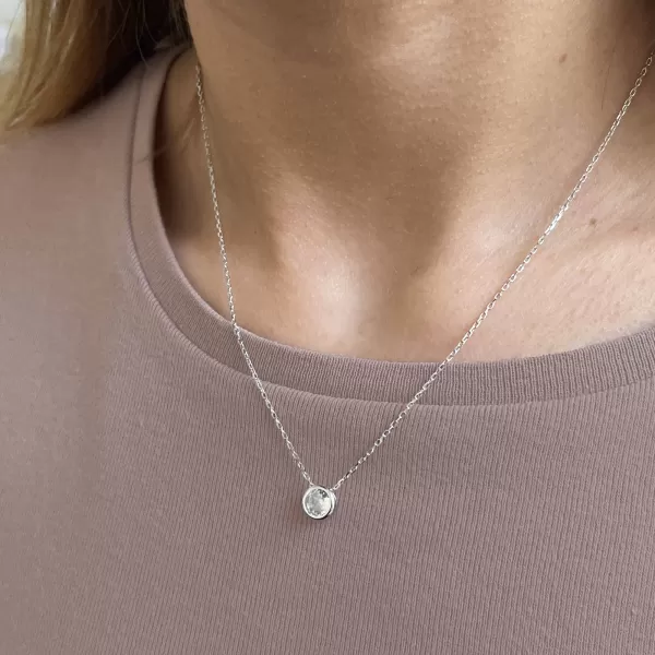 Stříbrný náhrdelník s čirým zirkonem 12052.1 crystal