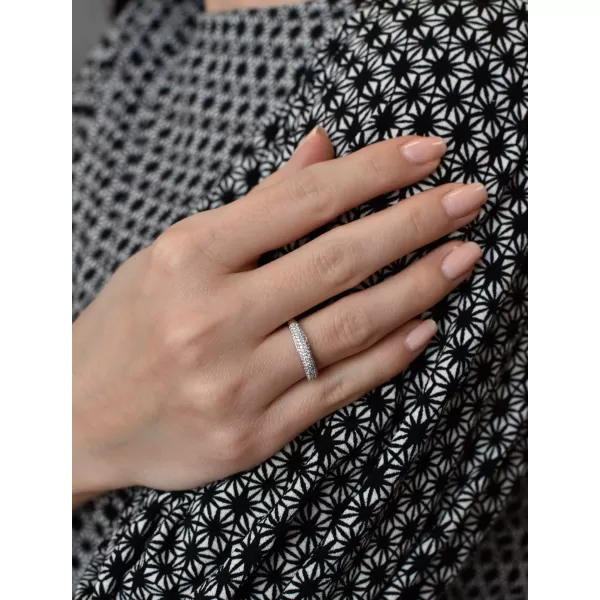 Stříbrný prsten se zirkony bílý 885025.1